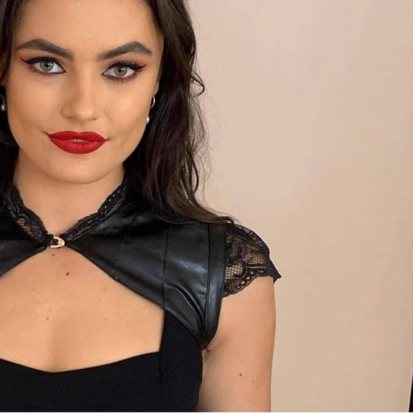 Honey birdette Jordyn 4pc 34D push up medium garter, brief, and bolero - Picture 15 of 15